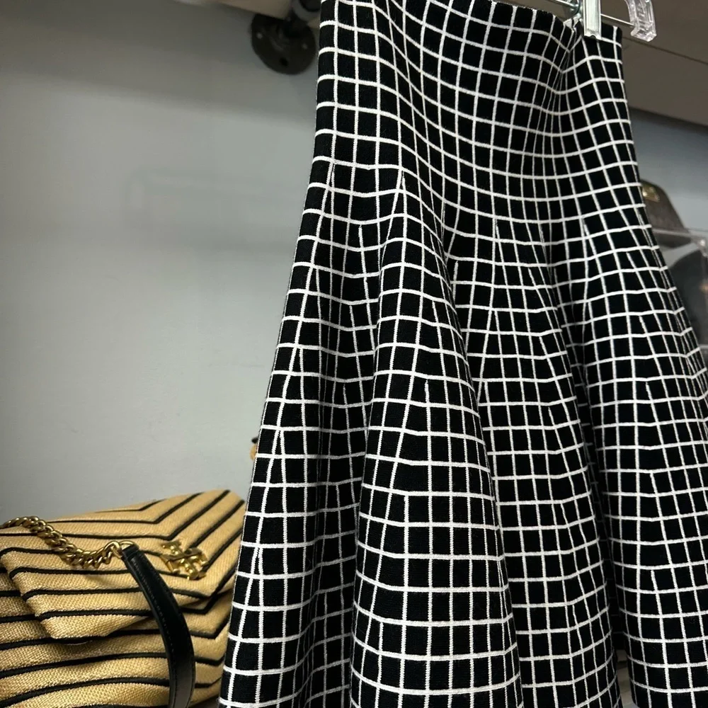 Vertigo Fit & Flare Grid Skirt – Size M
